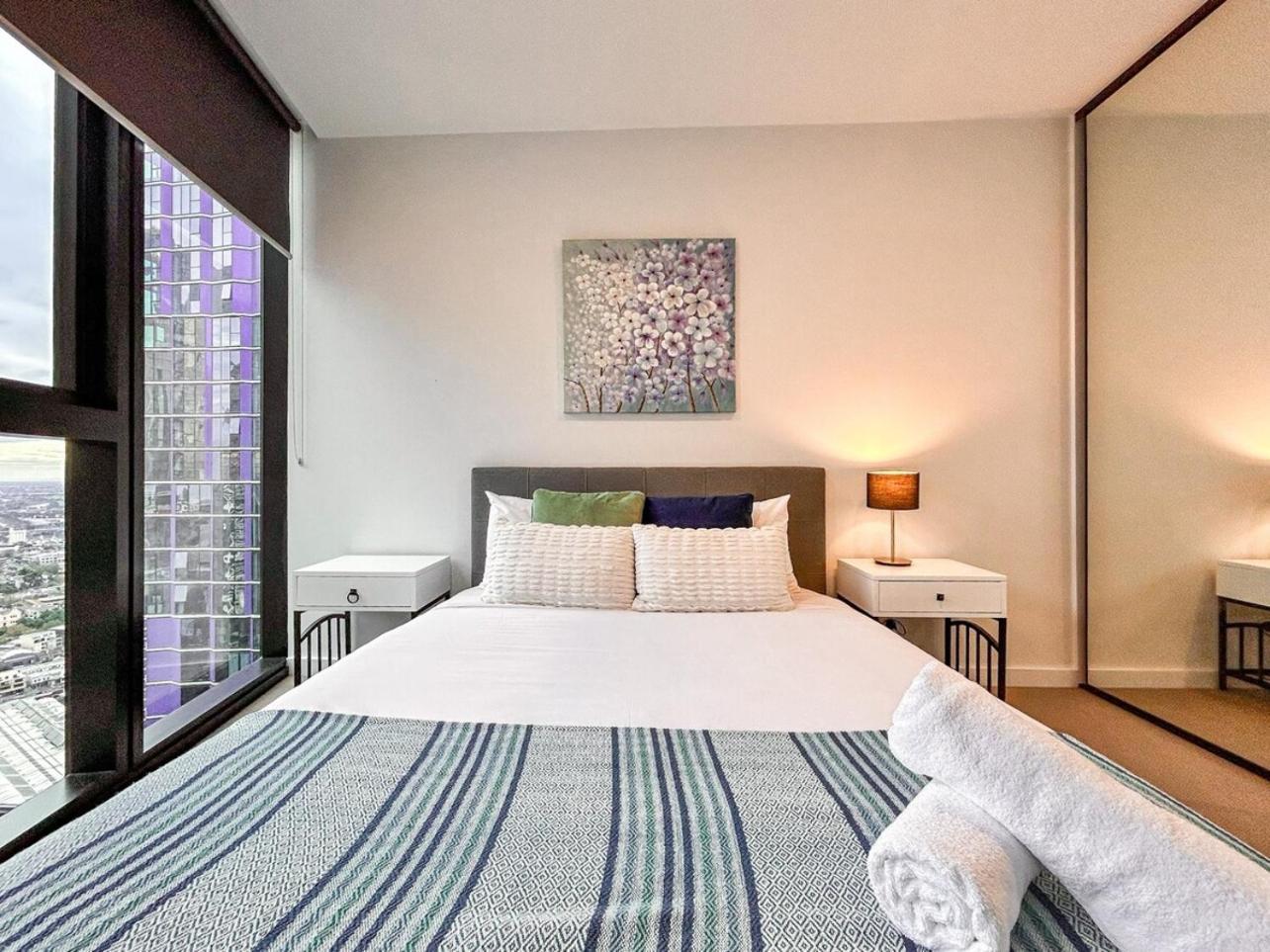 Dreamy View On High Level 2Br1Ba Apt Cbd Poolgy Melbourne Exterior photo