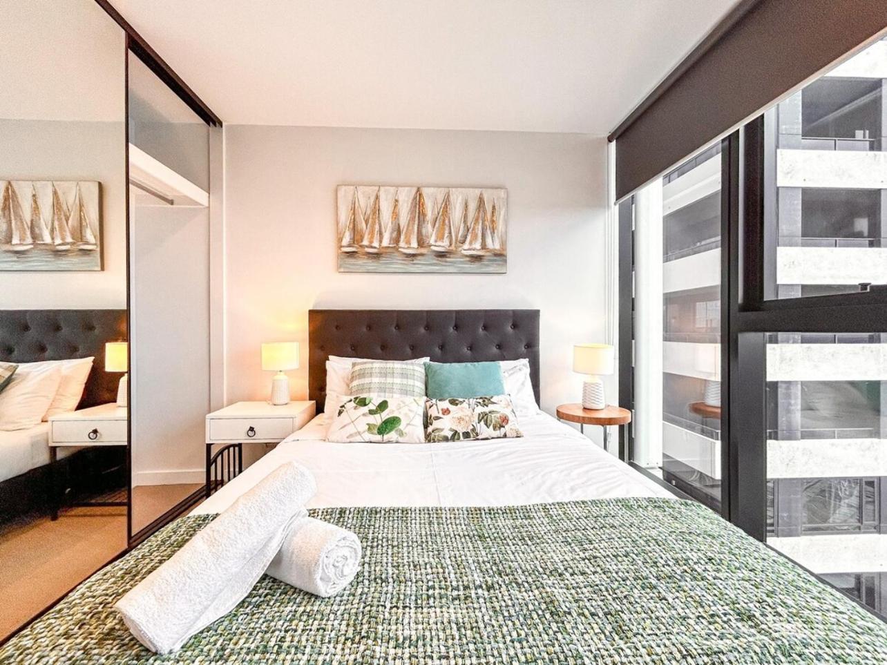 Dreamy View On High Level 2Br1Ba Apt Cbd Poolgy Melbourne Exterior photo
